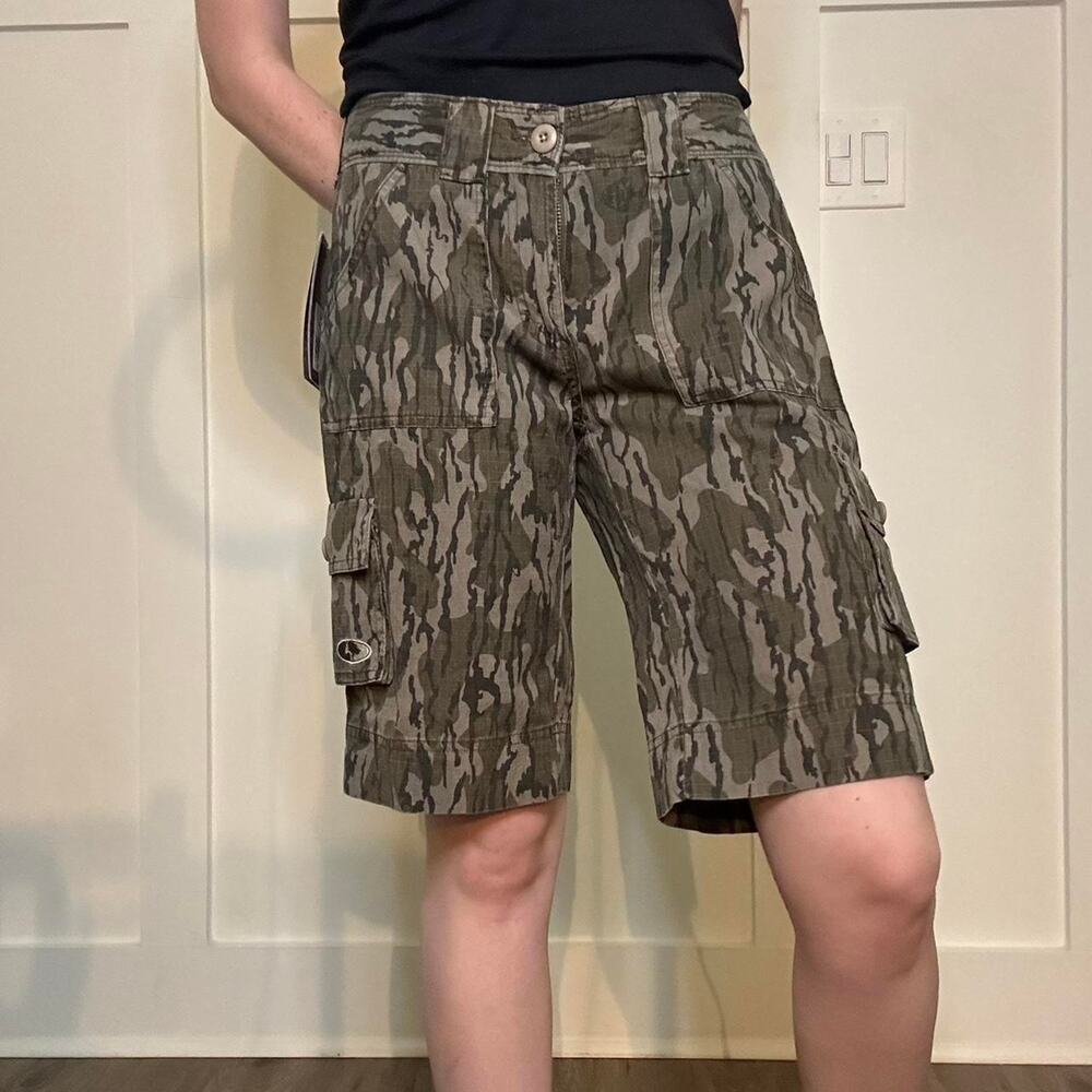 Mossy Oak NWT Camo Baggy Shorts